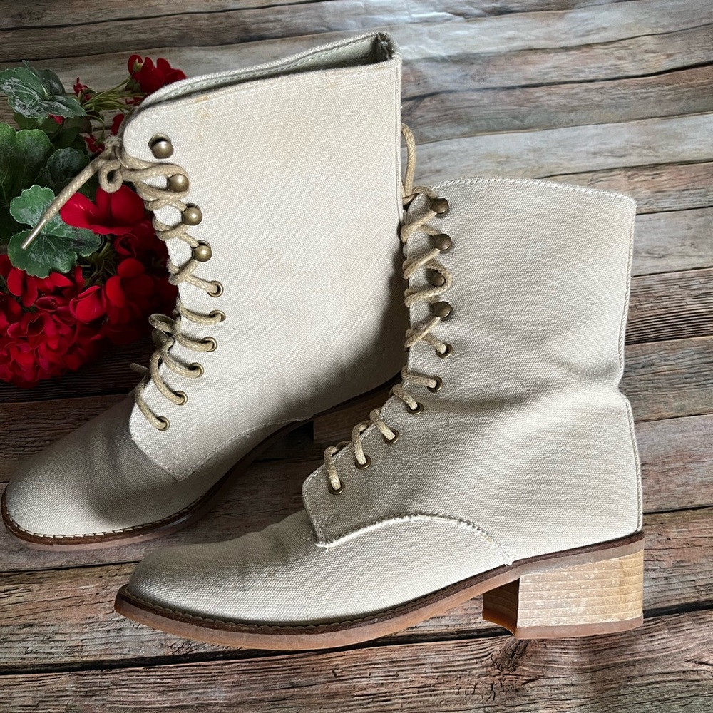 Vagabond Tan Canvas Lace Up Boots Size 39/US Size 9